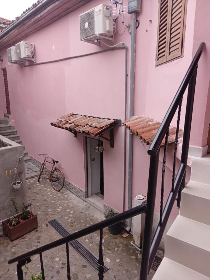 שקודר Rooms For Rent מראה חיצוני תמונה